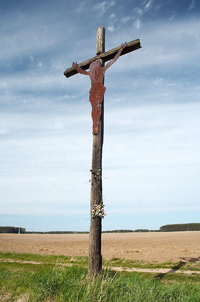 metalowy rdzewiejący Jezus :-)